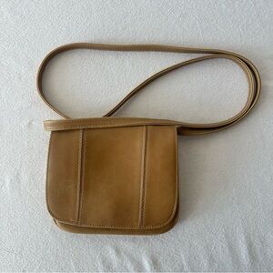Vintage Liz Claiborne Tan Leather Shoulder Bag Crossbody Purse 7 x 5 x 1
